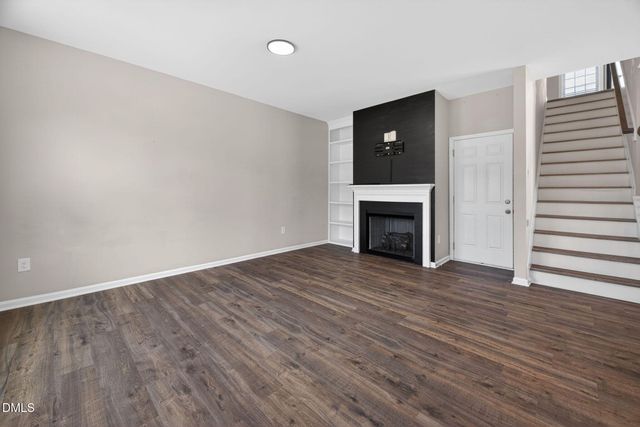 52 Elliot Drive, Clayton, NC 27520