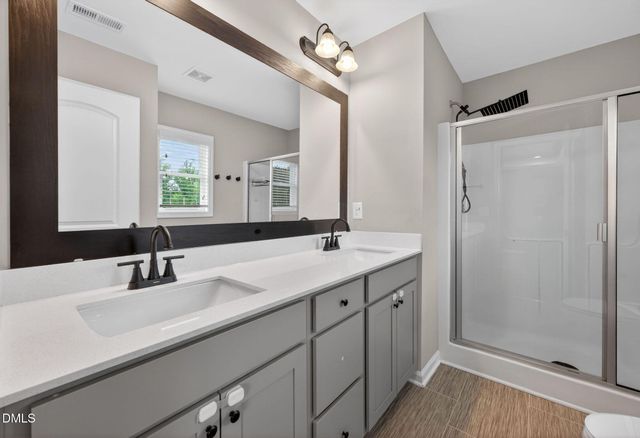 52 Elliot Drive, Clayton, NC 27520