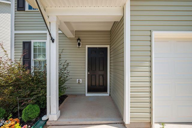 52 Elliot Drive, Clayton, NC 27520