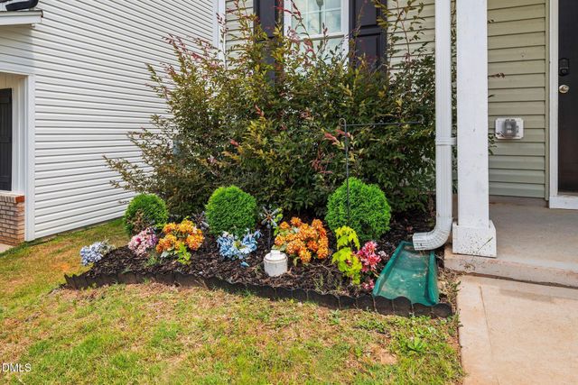 52 Elliot Drive, Clayton, NC 27520