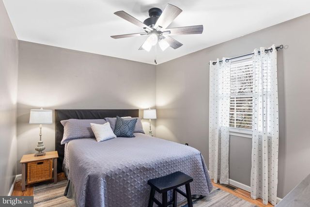 35 HEMLOCK LN, Etters, PA 17319