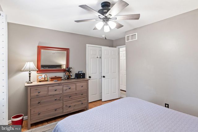 35 HEMLOCK LN, Etters, PA 17319