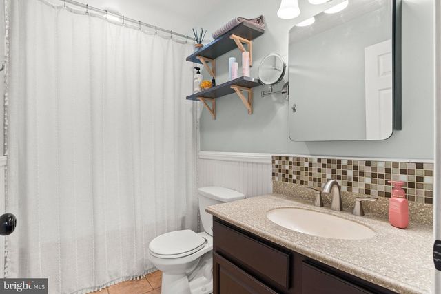 35 HEMLOCK LN, Etters, PA 17319