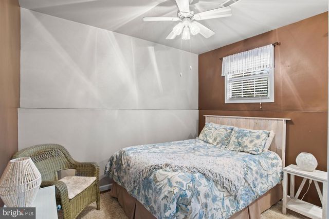 35 HEMLOCK LN, Etters, PA 17319