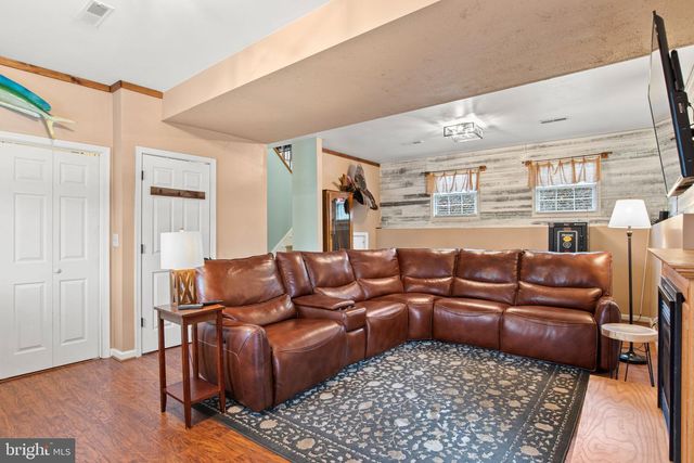 35 HEMLOCK LN, Etters, PA 17319