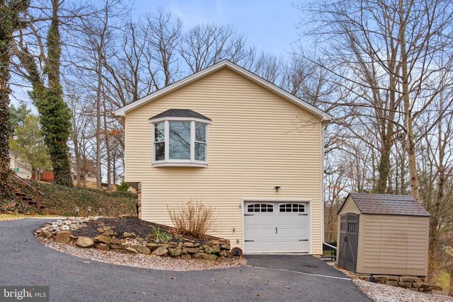 35 HEMLOCK LN, Etters, PA 17319
