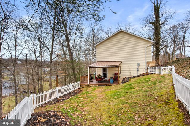 35 HEMLOCK LN, Etters, PA 17319