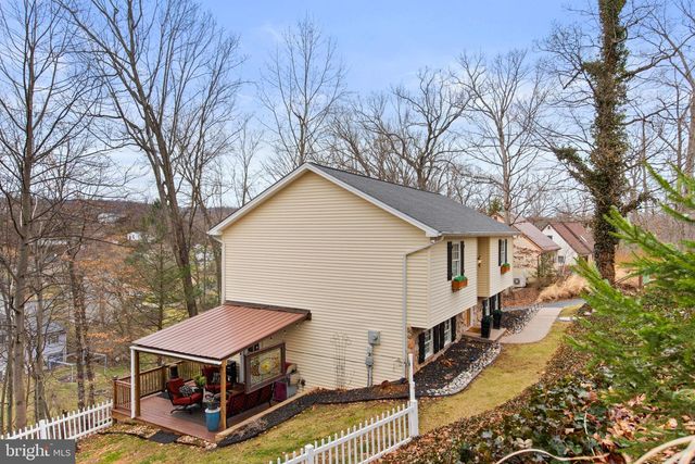 35 HEMLOCK LN, Etters, PA 17319