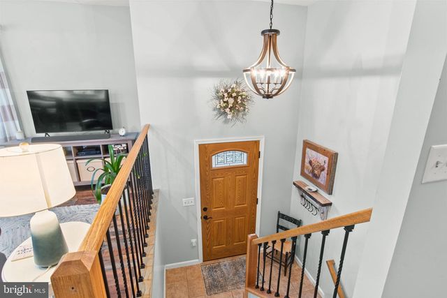 35 HEMLOCK LN, Etters, PA 17319