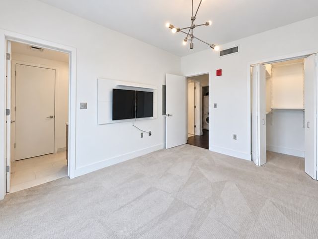 9 Medford St 401, Somerville, MA 02143