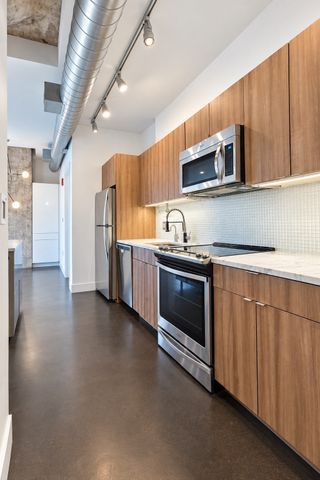 9 Medford St 401, Somerville, MA 02143