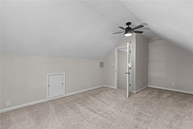 6748 Burbage Lake CIR, Suffolk, VA 23434