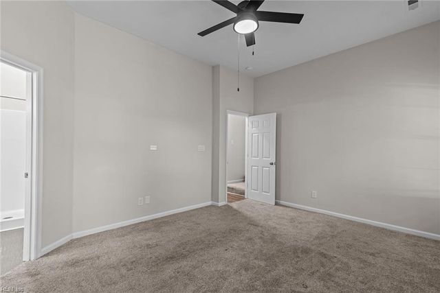 6748 Burbage Lake CIR, Suffolk, VA 23434