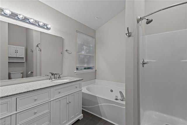 6748 Burbage Lake CIR, Suffolk, VA 23434