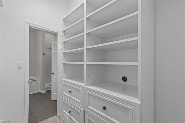 6748 Burbage Lake CIR, Suffolk, VA 23434