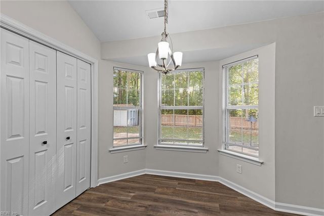 6748 Burbage Lake CIR, Suffolk, VA 23434