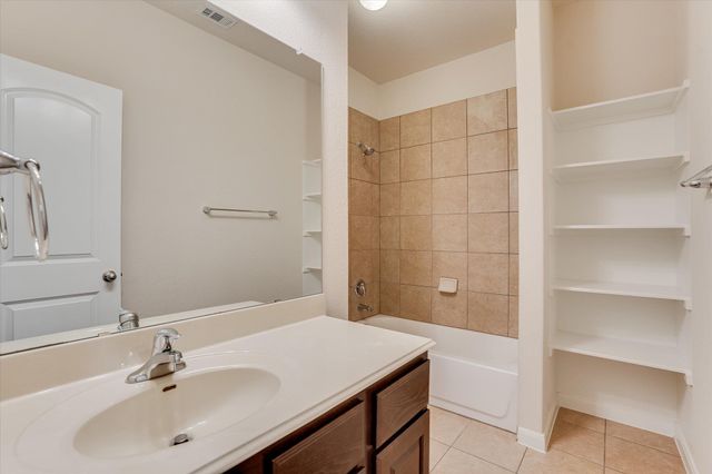 182 Lone Tree HOLW, Buda, TX 78610