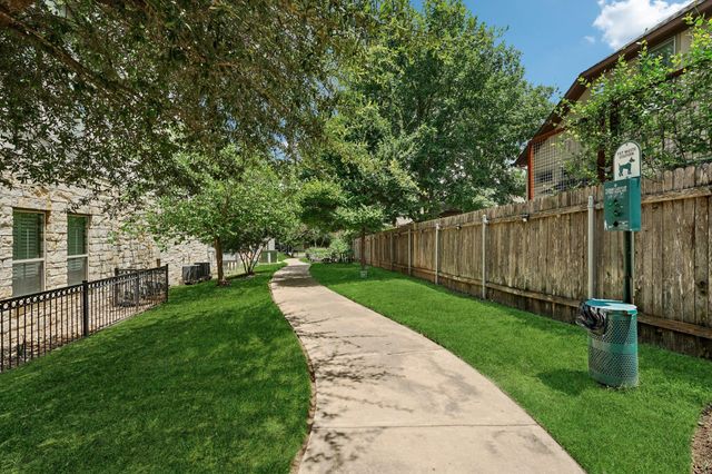 2520 Bluebonnet LN 48, Austin, TX 78704