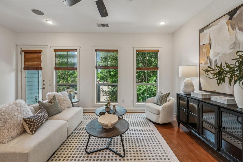 2520 Bluebonnet LN 48, Austin, TX 78704
