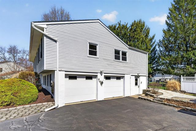 8 Puritan Lane, Blooming Grove, NY 10992