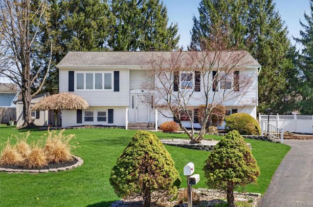 8 Puritan Lane, Blooming Grove, NY 10992