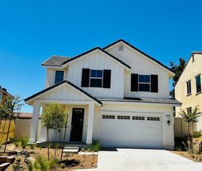 29277 Crescent Way, Highland, CA 92346