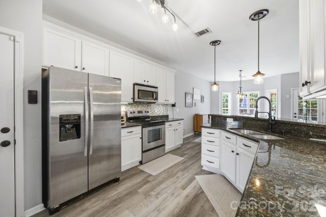 120 Louden Drive, Mooresville, NC 28115