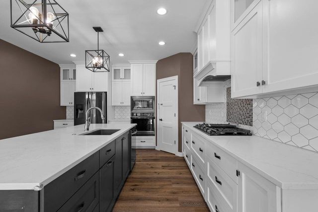 3984 Dollar LANE, De Pere, WI 54115