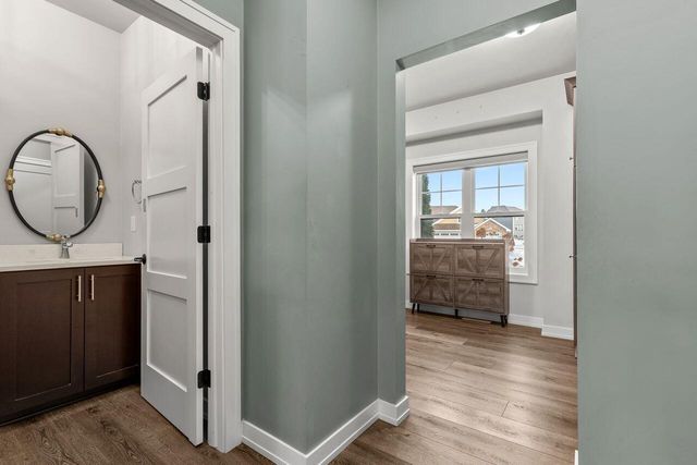 3984 Dollar LANE, De Pere, WI 54115