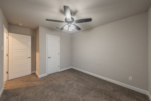 713 Breckenridge Park Drive, Alvarado, TX 76009