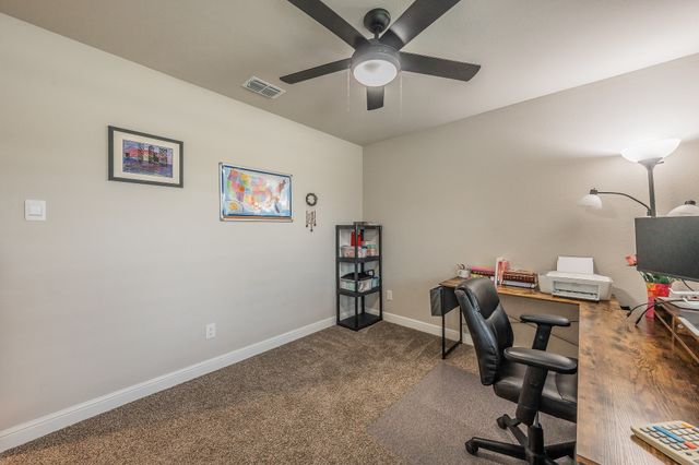 713 Breckenridge Park Drive, Alvarado, TX 76009