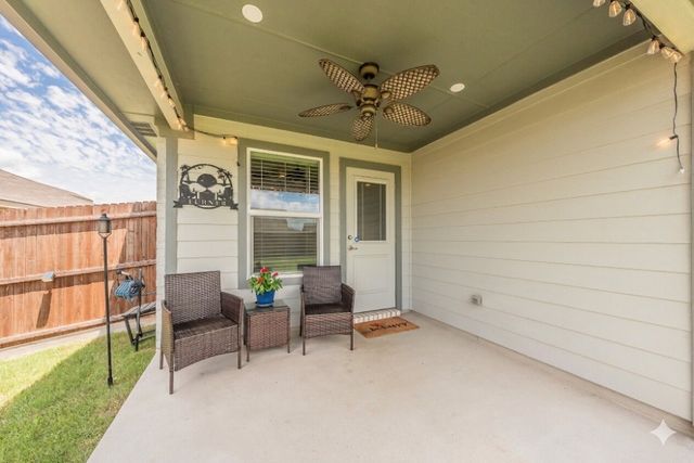 713 Breckenridge Park Drive, Alvarado, TX 76009