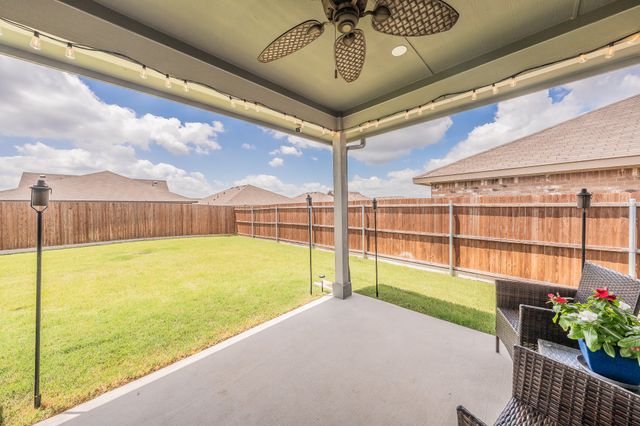 713 Breckenridge Park Drive, Alvarado, TX 76009