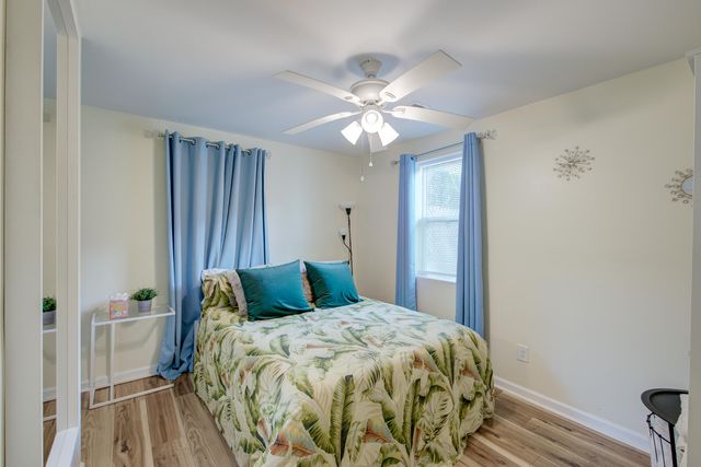 2128 Courtland Avenue, Charleston, SC 29403