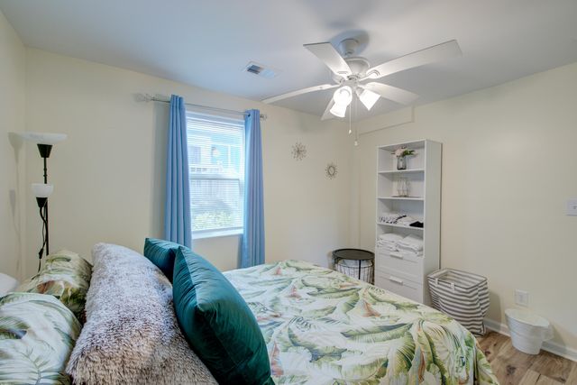 2128 Courtland Avenue, Charleston, SC 29403