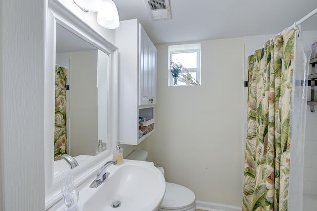 2128 Courtland Avenue, Charleston, SC 29403