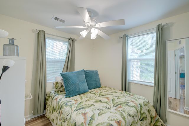 2128 Courtland Avenue, Charleston, SC 29403