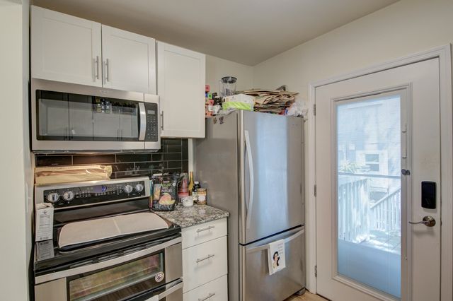 2128 Courtland Avenue, Charleston, SC 29403