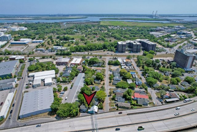 2128 Courtland Avenue, Charleston, SC 29403