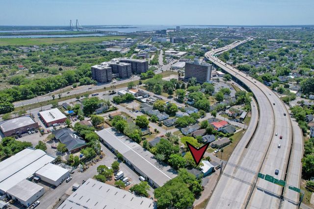2128 Courtland Avenue, Charleston, SC 29403