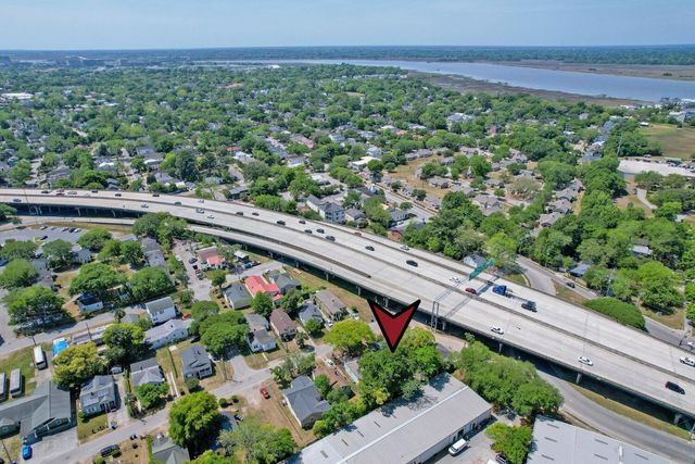 2128 Courtland Avenue, Charleston, SC 29403