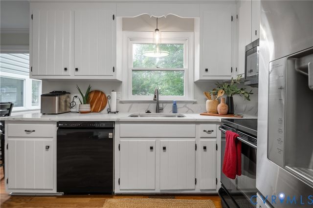 4525 Old Mesa Dr, North Chesterfield, VA 23237