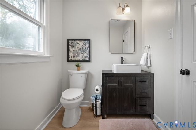 4525 Old Mesa Dr, North Chesterfield, VA 23237
