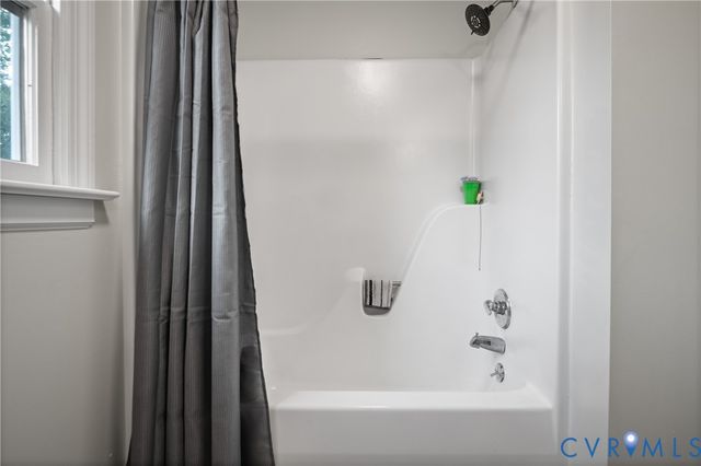 4525 Old Mesa Dr, North Chesterfield, VA 23237