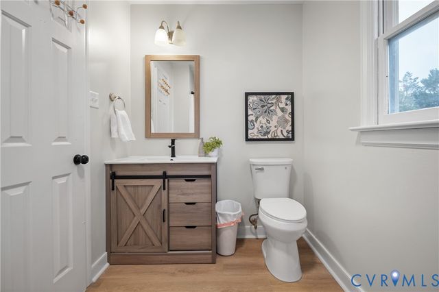 4525 Old Mesa Dr, North Chesterfield, VA 23237