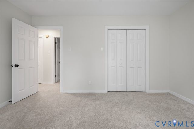4525 Old Mesa Dr, North Chesterfield, VA 23237