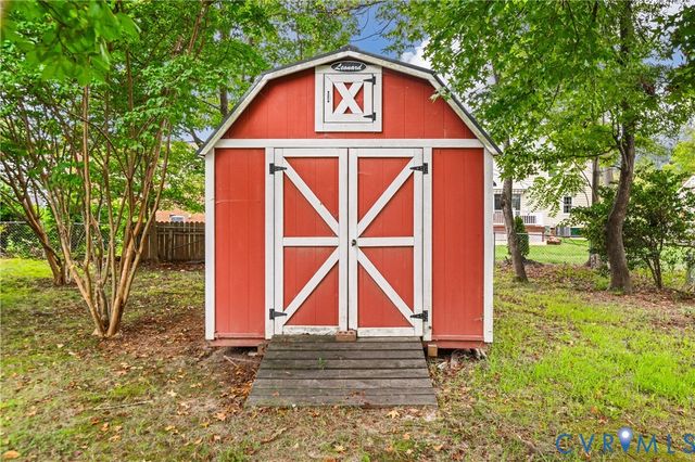 4525 Old Mesa Dr, North Chesterfield, VA 23237