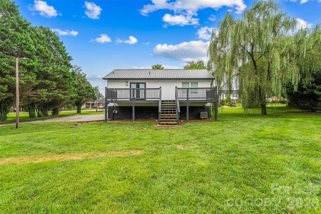2646 Icard Rhodhiss Road, Connelly Springs, NC 28612