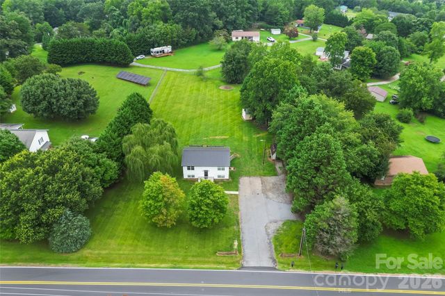 2646 Icard Rhodhiss Road, Connelly Springs, NC 28612