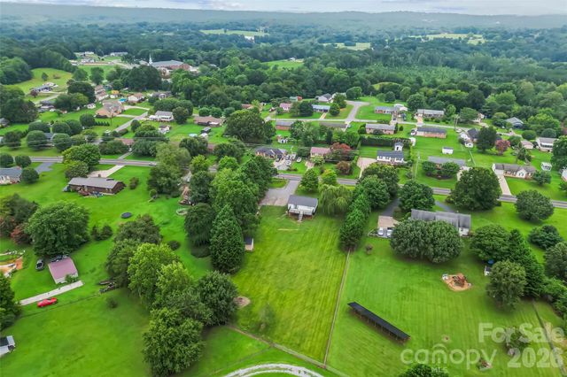 2646 Icard Rhodhiss Road, Connelly Springs, NC 28612